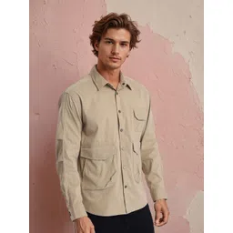 HIGHLANDER Men Oversized Fit Solid Spread Collar Casual Shirt-picture-30