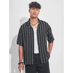 HIGHLANDER Men Oversized Fit Vertical Striped Cuban Collar Casual Shirt-picture-28