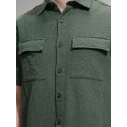 HIGHLANDER Men Relaxed Fit Spread Collar Solid Cotton Casual Shirt image 4