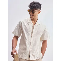 HIGHLANDER Men Relaxed Fit Textured Cuban Collar Cotton Casual Shirt-picture-37