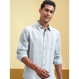 HIGHLANDER Men Slim Fit Opaque Checked Casual Shirt-picture-37