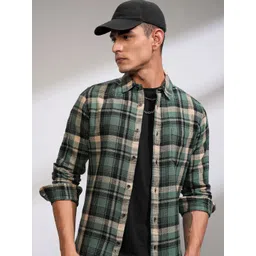 HIGHLANDER Men Slim Fit Opaque Checked Casual Shirt-picture-41