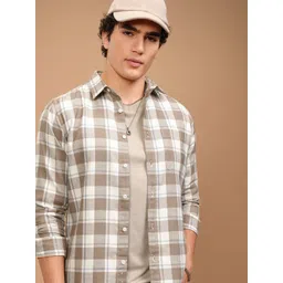 HIGHLANDER Men Slim Fit Spread Collar Checked Cotton Casual Shirt-picture-17