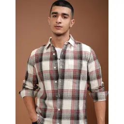 HIGHLANDER Men Slim Fit Spread Collar Tartan Checked Cotton Casual Shirt-picture-20