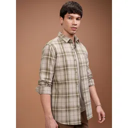 HIGHLANDER Men Slim Fit Spread Collar Tartan Checked Cotton Casual Shirt image 4