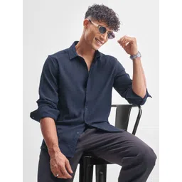 HIGHLANDER Men Solid Spread Collar Casual Shirt-picture-13