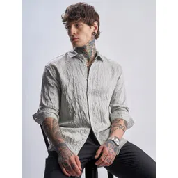HIGHLANDER Men Solid Spread Collar Casual Shirt-picture-18