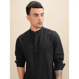 HIGHLANDER Men Solid Spread Collar Relaxed Fit Casual Shirt-picture-33