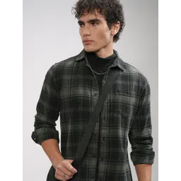 HIGHLANDER Men Spread Collar Tartan Checked Cotton Casual Shirt-picture-39