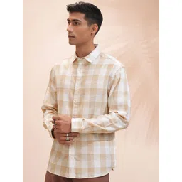HIGHLANDER Men Spread Collar Tartan Checked Cotton Relaxed Fit Casual Shirt image 5