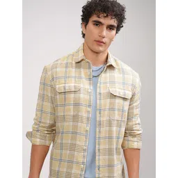 HIGHLANDER Men Spread Collar Tartan Checked Relaxed Fit Cotton Casual Shirt-picture-21