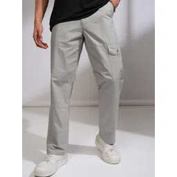 HIGHLANDER Men Straight Fit Cargos Trousers-picture-19
