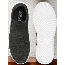 Hilux Men Black Casual Shoes image 3