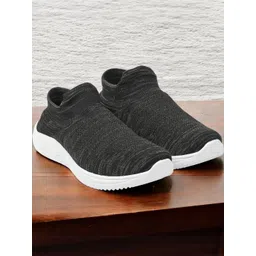Hilux Men Black Casual Shoes image 4