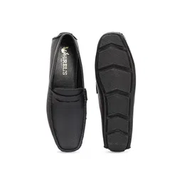 Hirels Men Regular Penny Loafers image 4