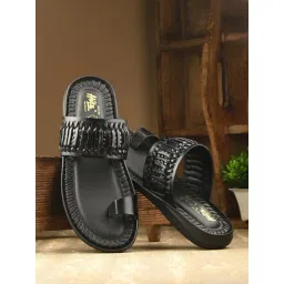 Hitz Men's Black Toe Ring Sandals-picture-11