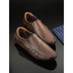 Hitz Men's Brown Casual Loafers-picture-36