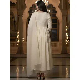 HIVA TRENDZ Women Ethnic Motifs Tiered Thread Work Kurta with Trousers & With Dupatta image 5