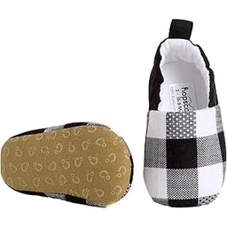 hopscotch Boys Black Checkered Crib Booties-picture-11