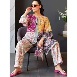 HOUSE OF AXI Printed Round Neck Tunic & Palazzos Co-Ords-picture-36