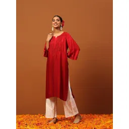 House of Chikankari Maroon Regular Fit Embroidered Kurta-picture-5