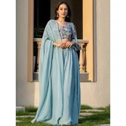 HOUSE OF JAMOTI Floral Printed Crop Top With Sharara & Dupatta Co-Ords-image-4