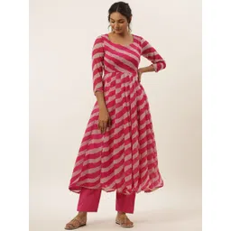 HOUSE OF JAMOTI Leheriya Printed Pleated Anarkali Kurta With Trousers & Dupatta-image-43