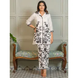 House of Pataudi Embroidered Shirt & Trousers Designer Co-Ord Set With Fancy Buttons-image-1