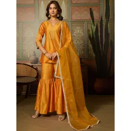 House of Pataudi Embroidered Straight Kurti & Sharara With Dupatta-image-38