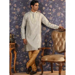 House of Pataudi Ethnic Motif Woven Design Mandarin Collar A-Line Kurta With Trouser-picture-12