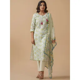 House of Pataudi Floral Printed & Embroidered Kurta With Trousers & Dupatta-picture-14