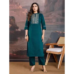 house of pataudi House of PataudiEmbroidered Thread Work Kurta With Trousers-picture-41