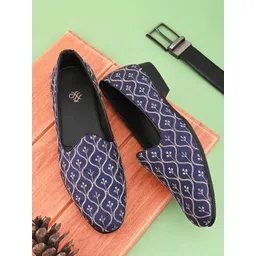 House of Pataudi Men Casual Slip On Lightweight Majoris-picture-39