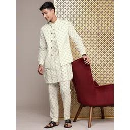 House of Pataudi Men Geometric Printed Jashn Pure Cotton Kurta with Trousers & Jacket-picture-22