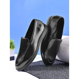 House of Pataudi Men Round Toe Lightweight Slip-On Loafers-image-46