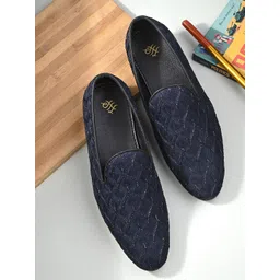 House of Pataudi Men Textured Embellished Comfort Insole Lightweight Mojaris-picture-25