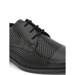 House of Pataudi Men Textured Lace Up Formal Derbys image 4