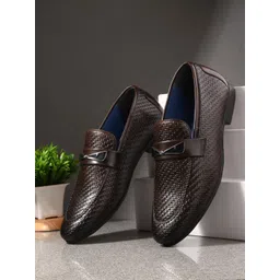 House of Pataudi Men Textured Lightweight Formal Loafers-picture-38