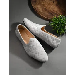 House of Pataudi Men Textured Round Toe Mojaris-picture-26