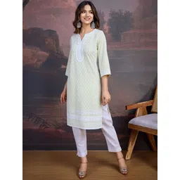 House of Pataudi Motifs Sequined Embroidered Straight Kurta image 3