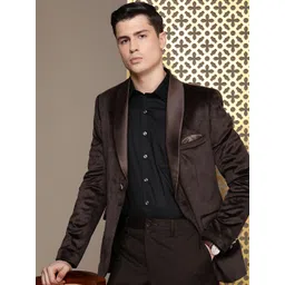 House of Pataudi Striped Shawl Collar Single-Breasted Velvet Finish Blazer-picture-21