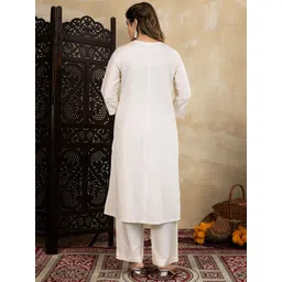 House of Pataudi Women Floral Embroidered Kurta with Trousers image 2