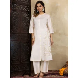 House of Pataudi Women Floral Embroidered Kurta with Trousers image 5