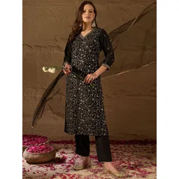 House of Pataudi Women Floral Embroidered V Neck Straight Kurta & Trousers With Dupatta-picture-24