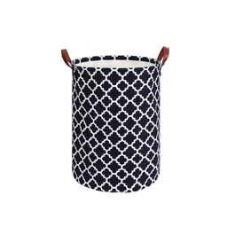 HOUSE OF QUIRK Black Printed Drawstring Laundry Bag-picture-33