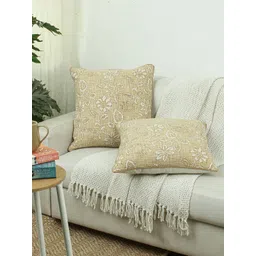 House This Yellow & White Set of 2 Floral Rectangle Cushion Covers-image-9