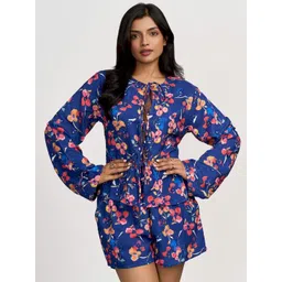 How When Wear Women Floral Printed Shorts-picture-15