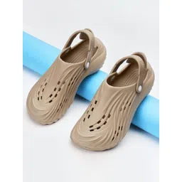 HRX by Hrithik Roshan Men Clogs-picture-23