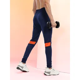 HRX by Hrithik Roshan Men Rapid Dry Training Joggers With Colorblocked Detail-picture-37