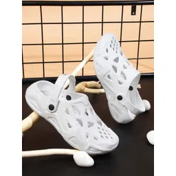 HRX by Hrithik Roshan Men Self Design Clogs-picture-15